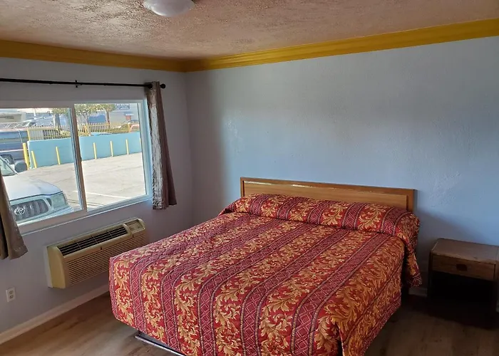 Rose Motel