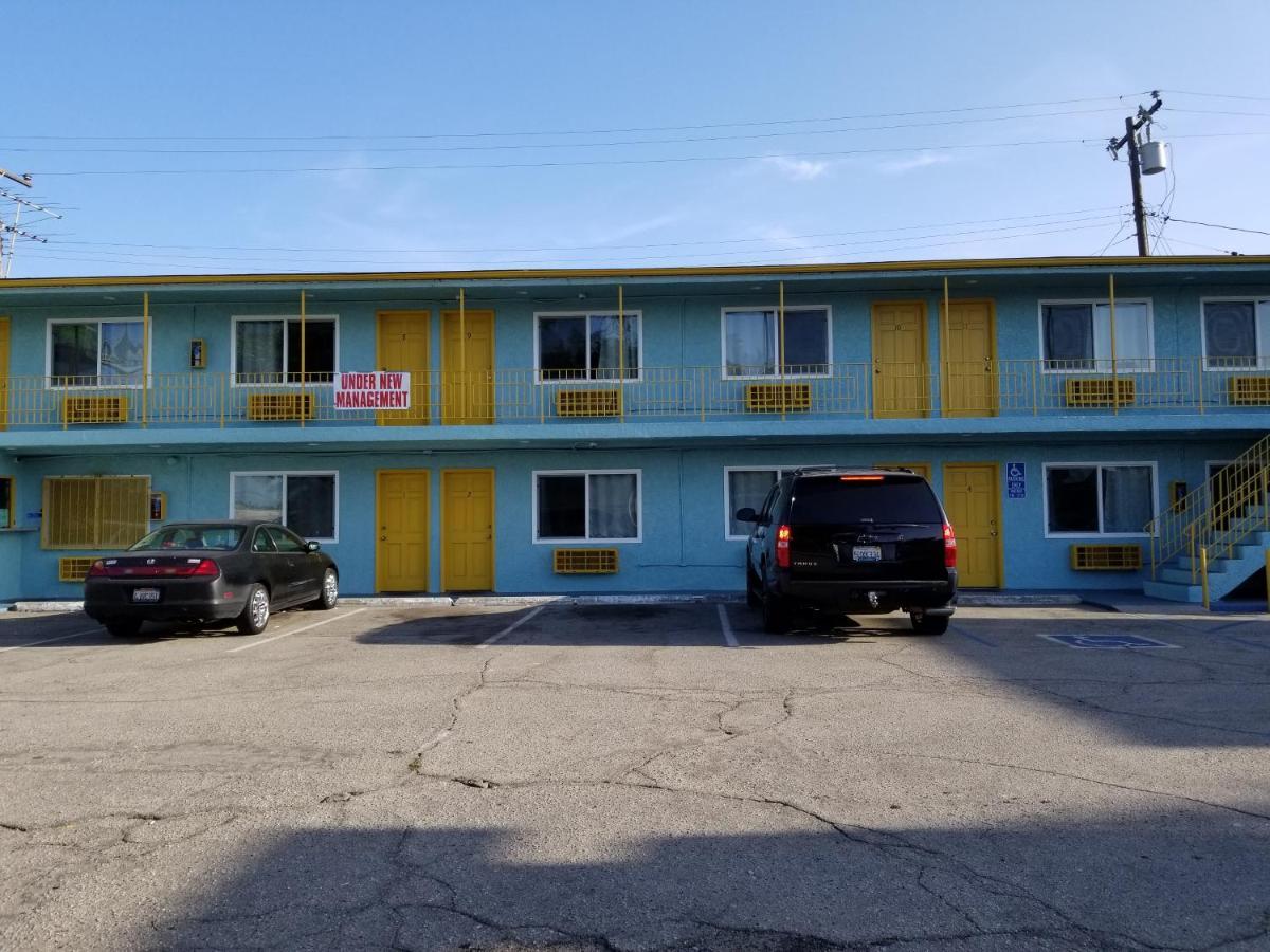 Rose Hotel